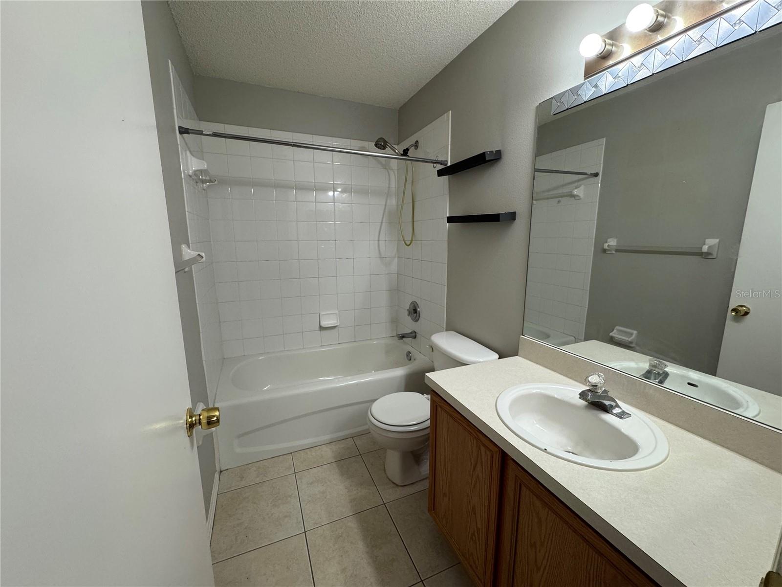 7145 WATERSIDE DR, TAMPA, FL, 33617