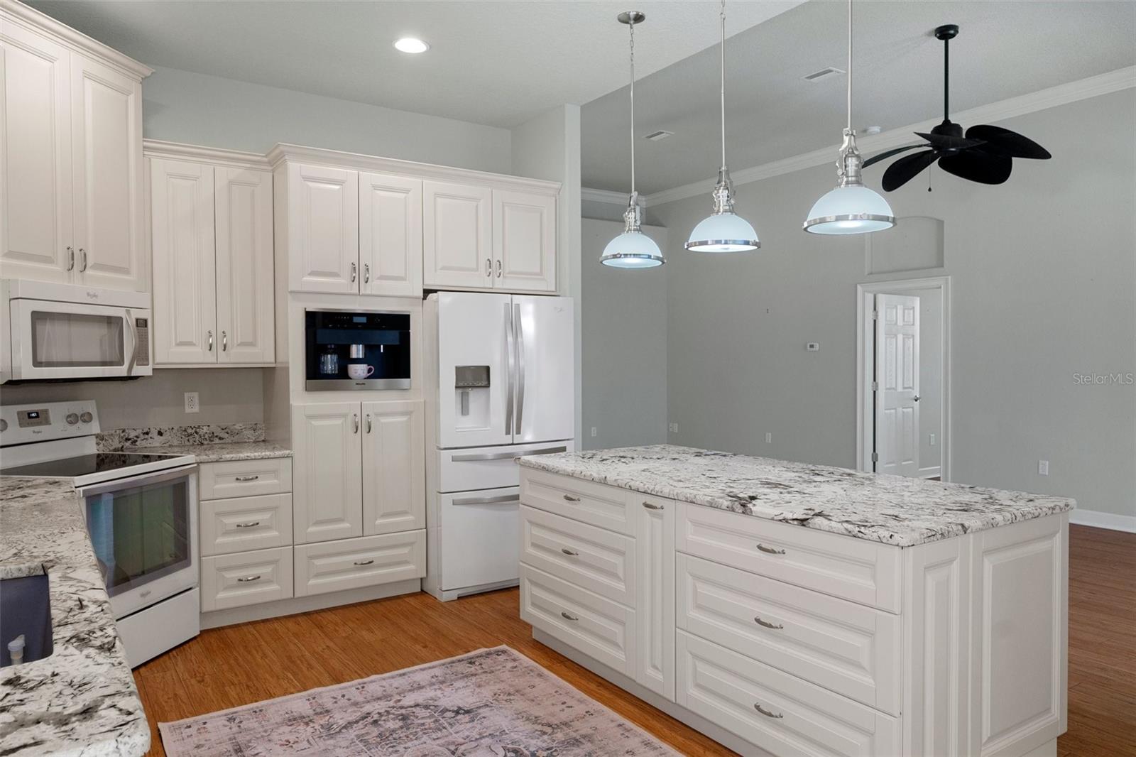 9154 ALEXANDRIA DR, WEEKI WACHEE, FL, 34613