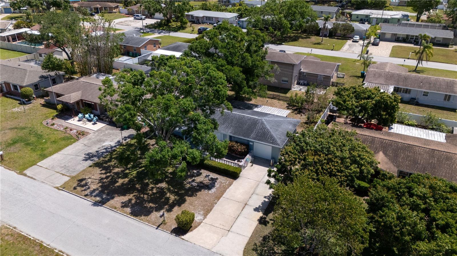 5948 51ST AVE N, KENNETH CITY, FL, 33709