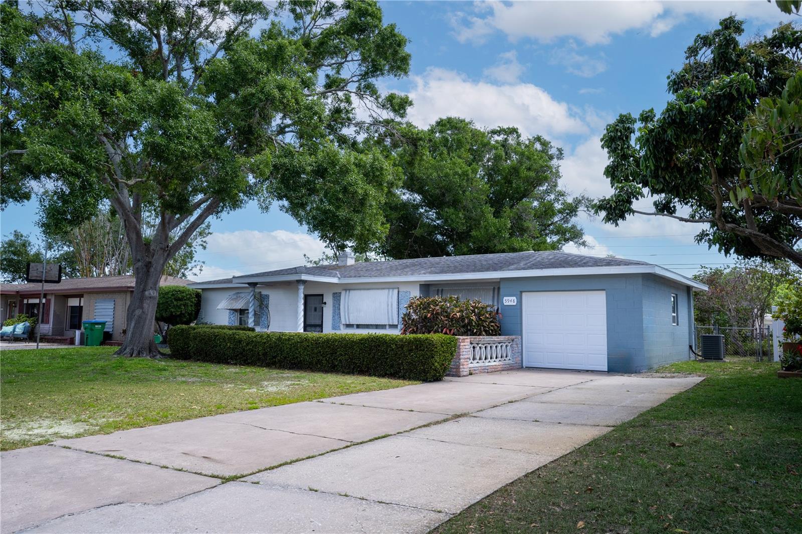 5948 51ST AVE N, KENNETH CITY, FL, 33709