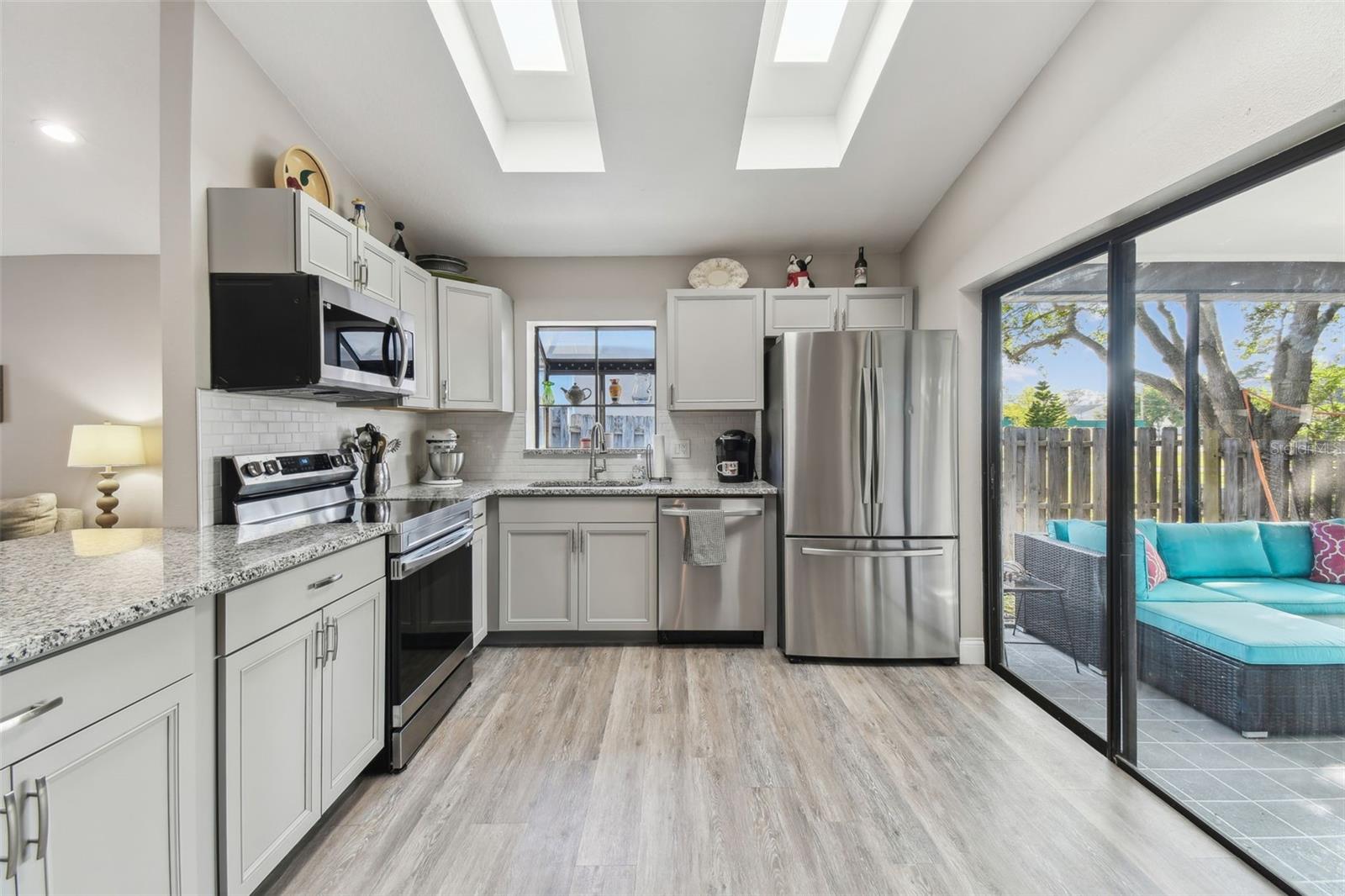206 BEDFORD ST, OLDSMAR, FL, 34677
