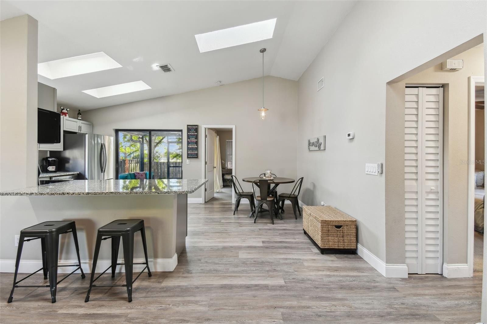 206 BEDFORD ST, OLDSMAR, FL, 34677