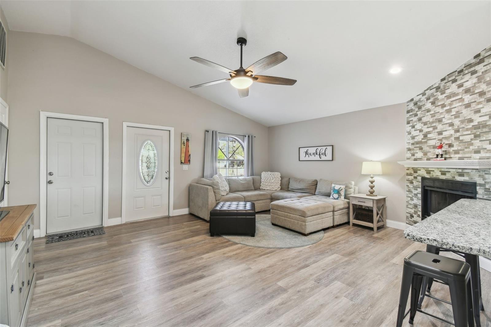 206 BEDFORD ST, OLDSMAR, FL, 34677