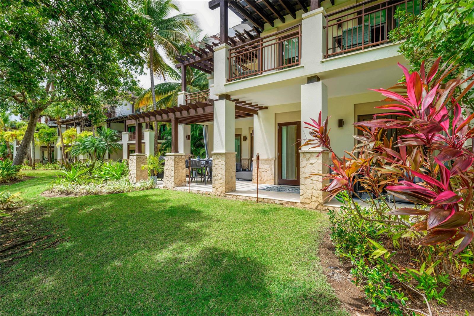 PR9112859 Property Photo