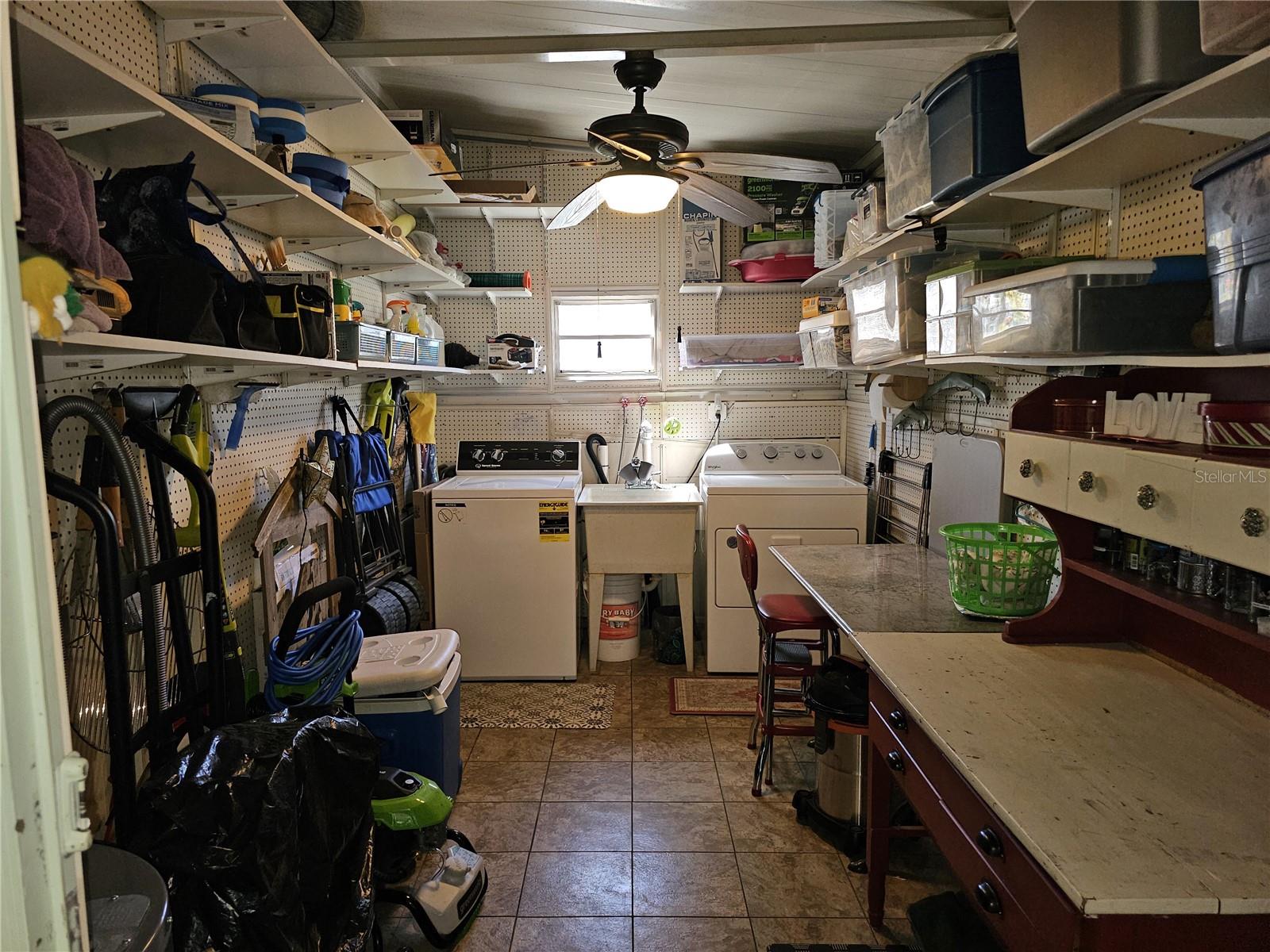 121 DOLPHIN DR S, OLDSMAR, FL, 34677