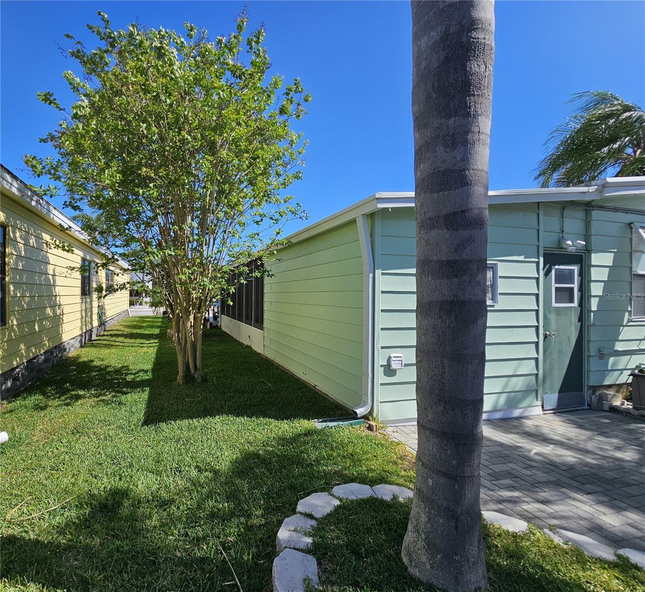 121 DOLPHIN DR S, OLDSMAR, FL, 34677