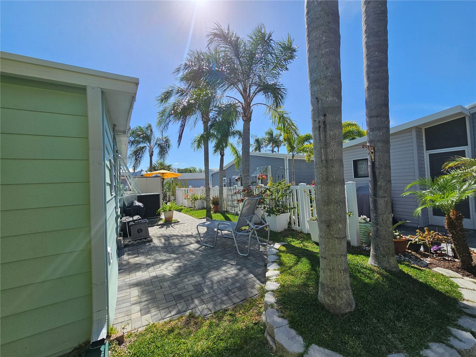 121 DOLPHIN DR S, OLDSMAR, FL, 34677