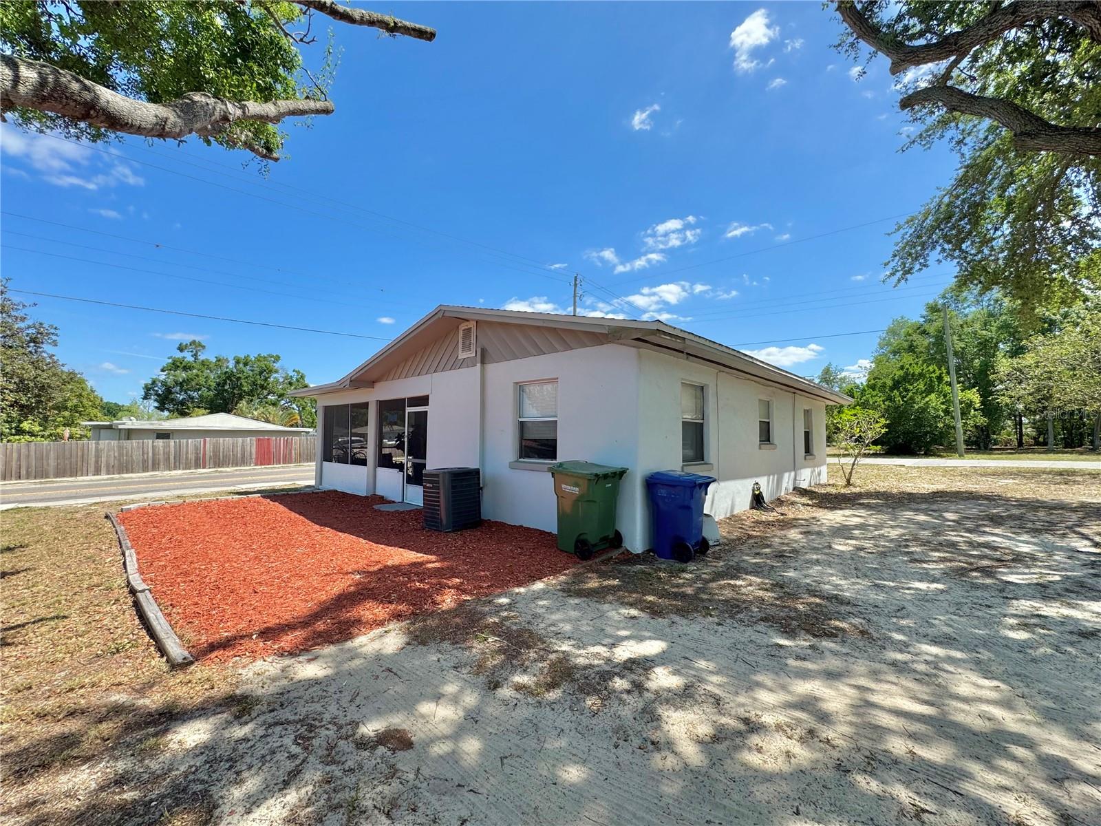 577-585 6TH ST SE, WINTER HAVEN, FL, 33880