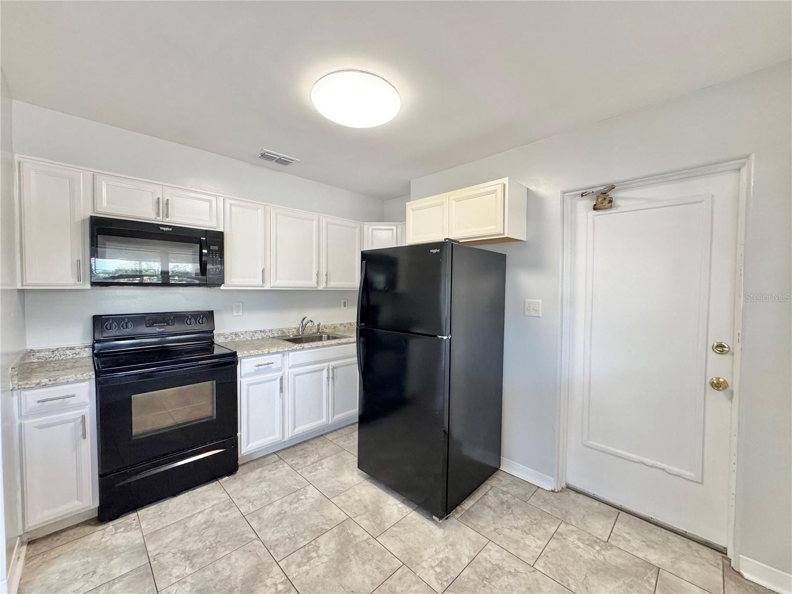 577-585 6TH ST SE, WINTER HAVEN, FL, 33880