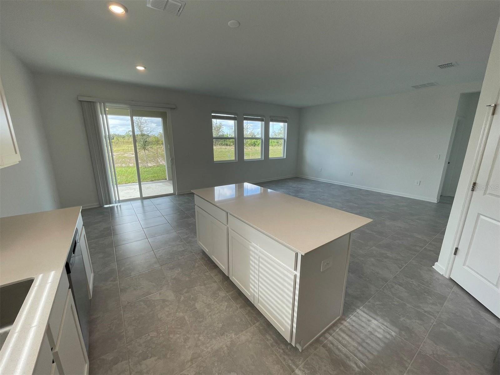 608 DARING DR, DAVENPORT, FL, 33837