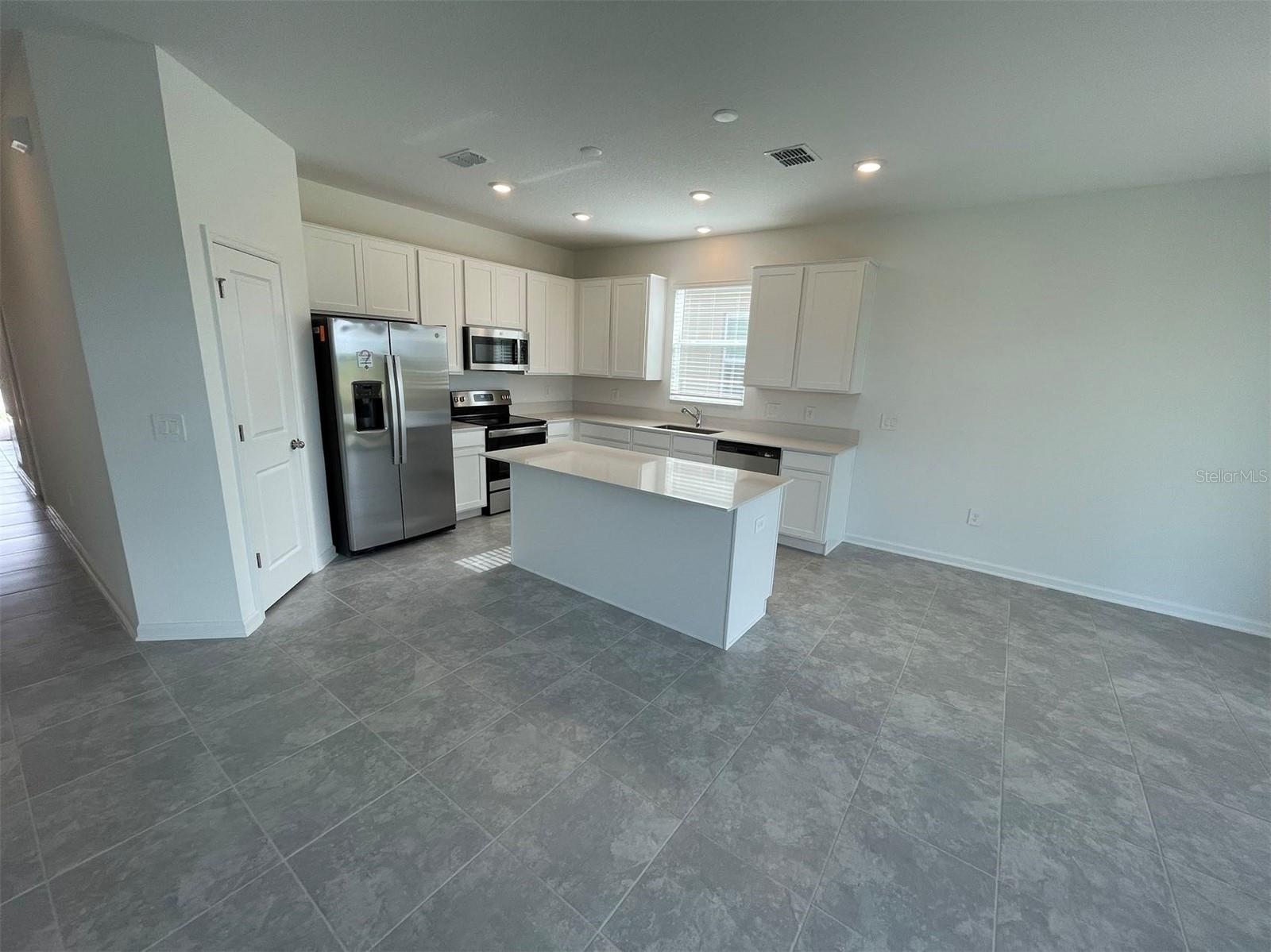 608 DARING DR, DAVENPORT, FL, 33837