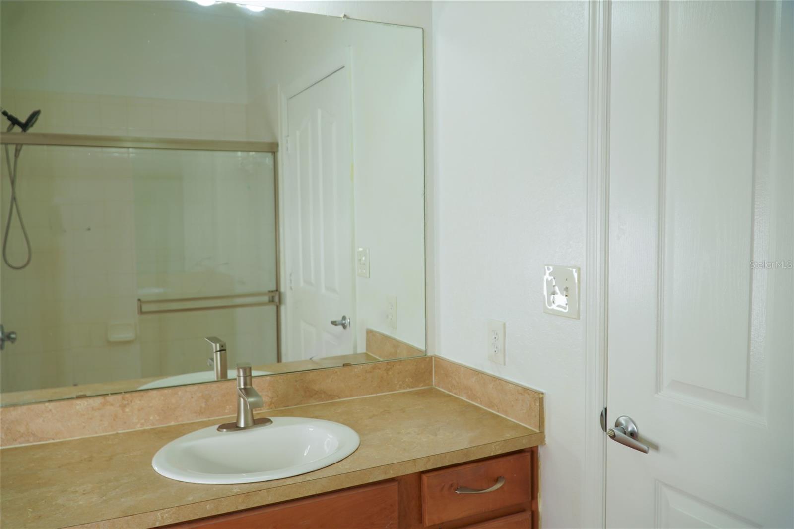 8325 38TH STREET CIR E #101, SARASOTA, FL, 34243
