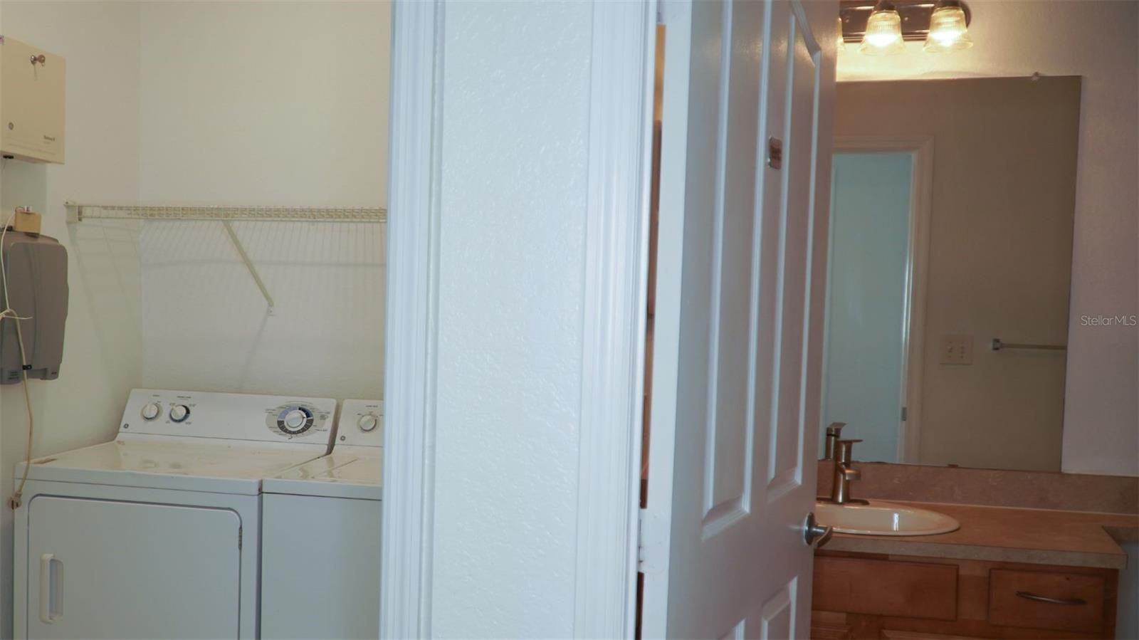 8325 38TH STREET CIR E #101, SARASOTA, FL, 34243
