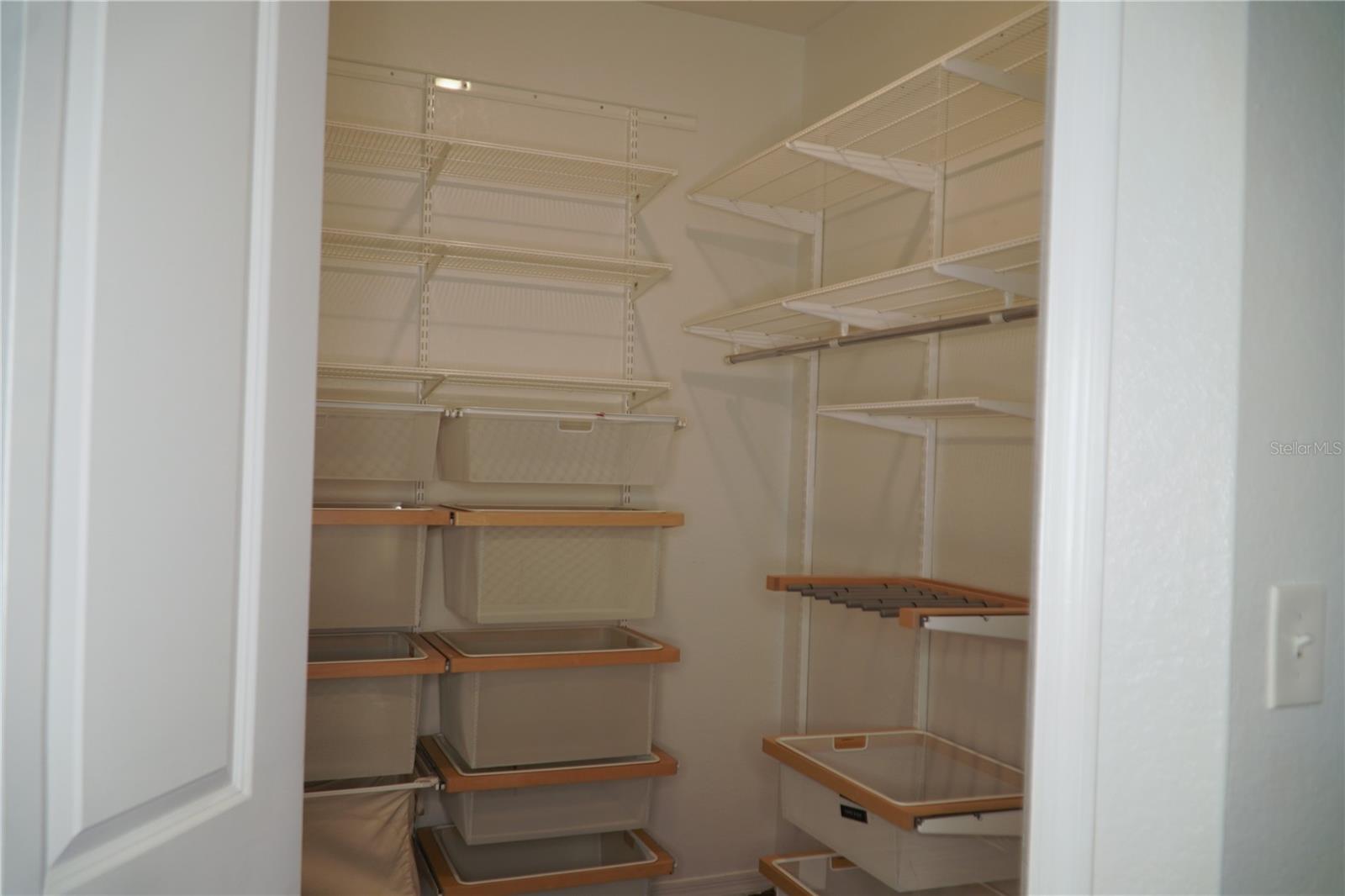 8325 38TH STREET CIR E #101, SARASOTA, FL, 34243