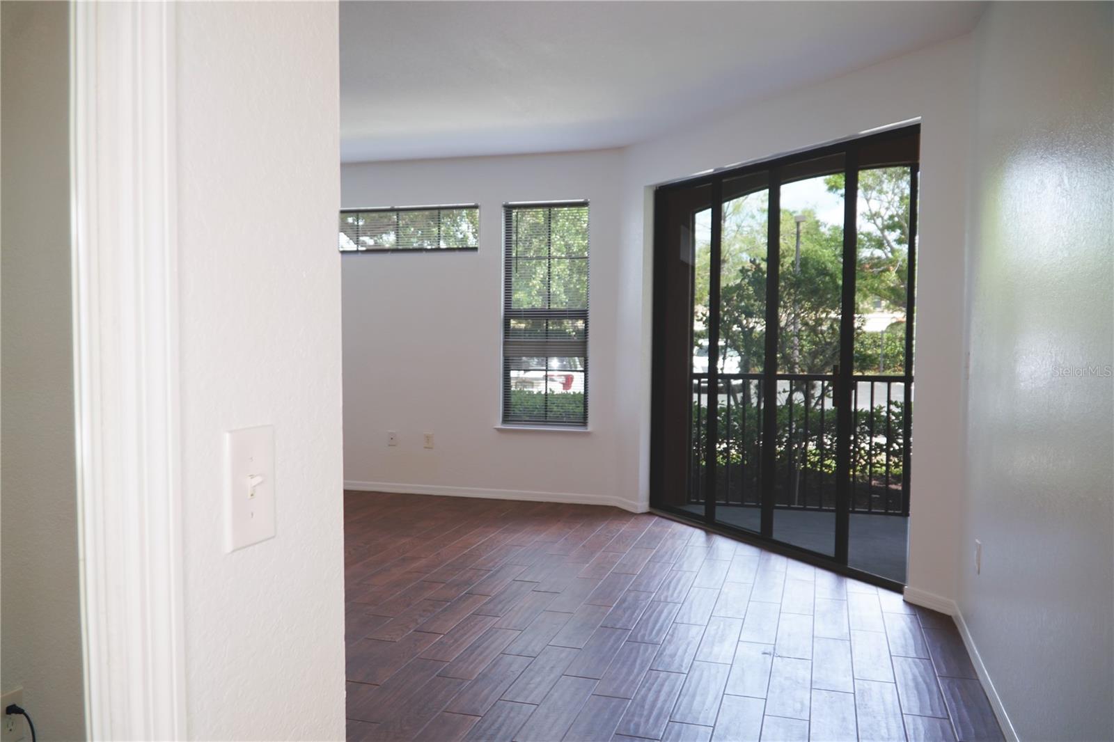 8325 38TH STREET CIR E #101, SARASOTA, FL, 34243