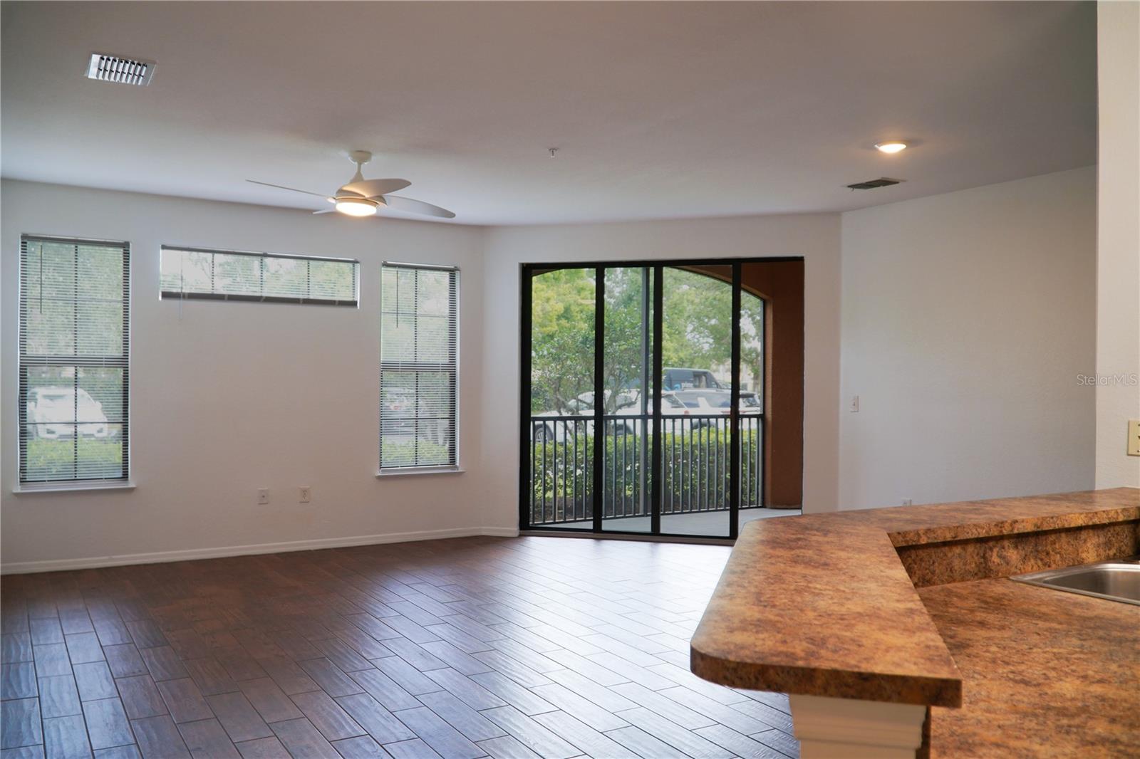 8325 38TH STREET CIR E #101, SARASOTA, FL, 34243