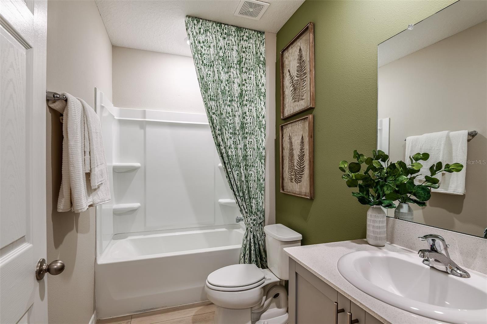 37230 SAGEMOOR DR, ZEPHYRHILLS, FL, 33541