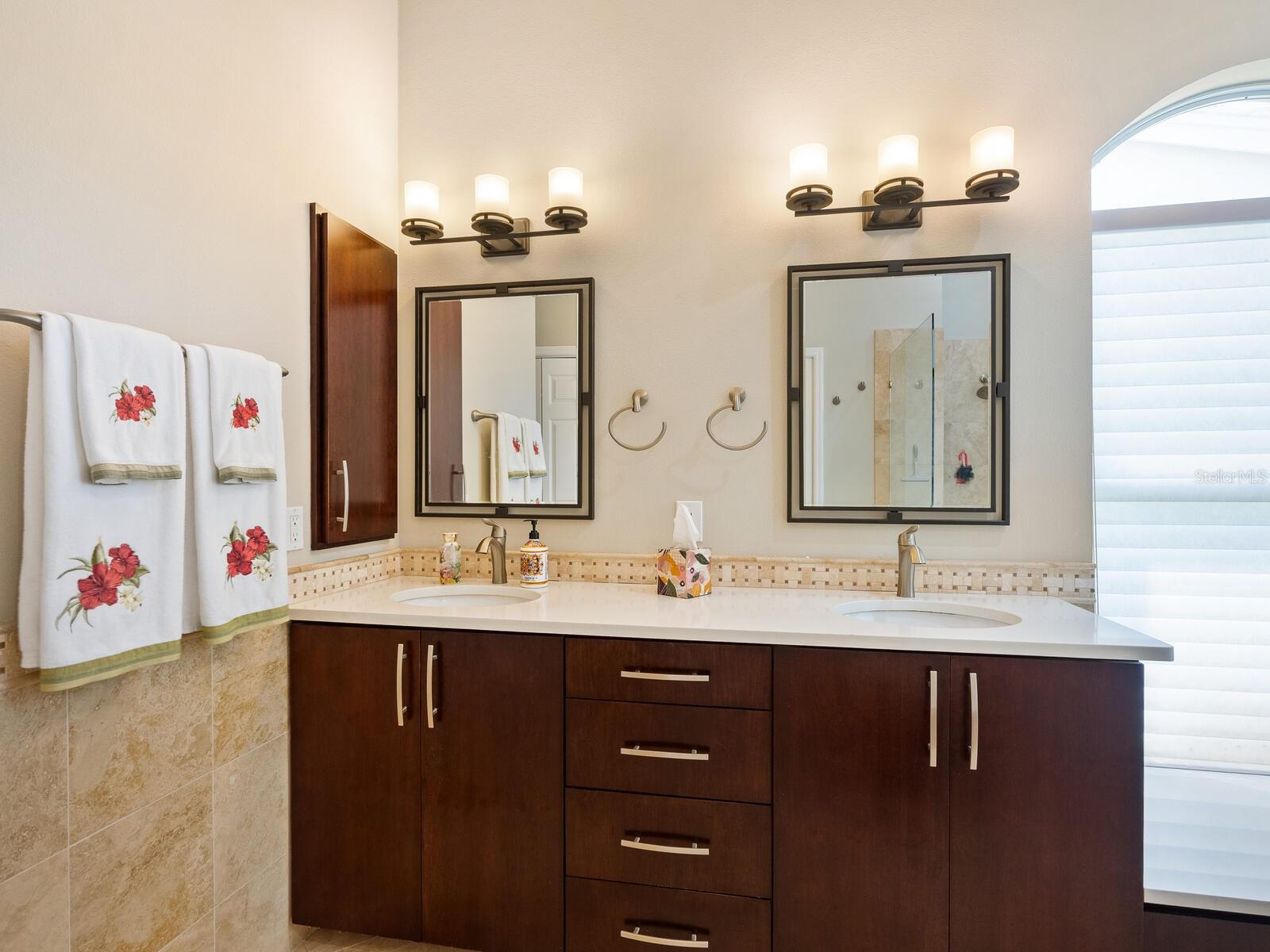 355 MELROSE CT, VENICE, FL, 34292