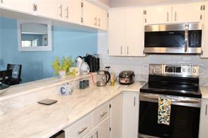 7083 SUNSET DR S, SOUTH PASADENA, FL, 33707