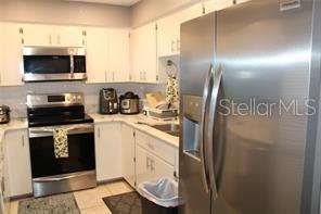 7083 SUNSET DR S, SOUTH PASADENA, FL, 33707