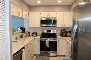 7083 SUNSET DR S, SOUTH PASADENA, FL, 33707