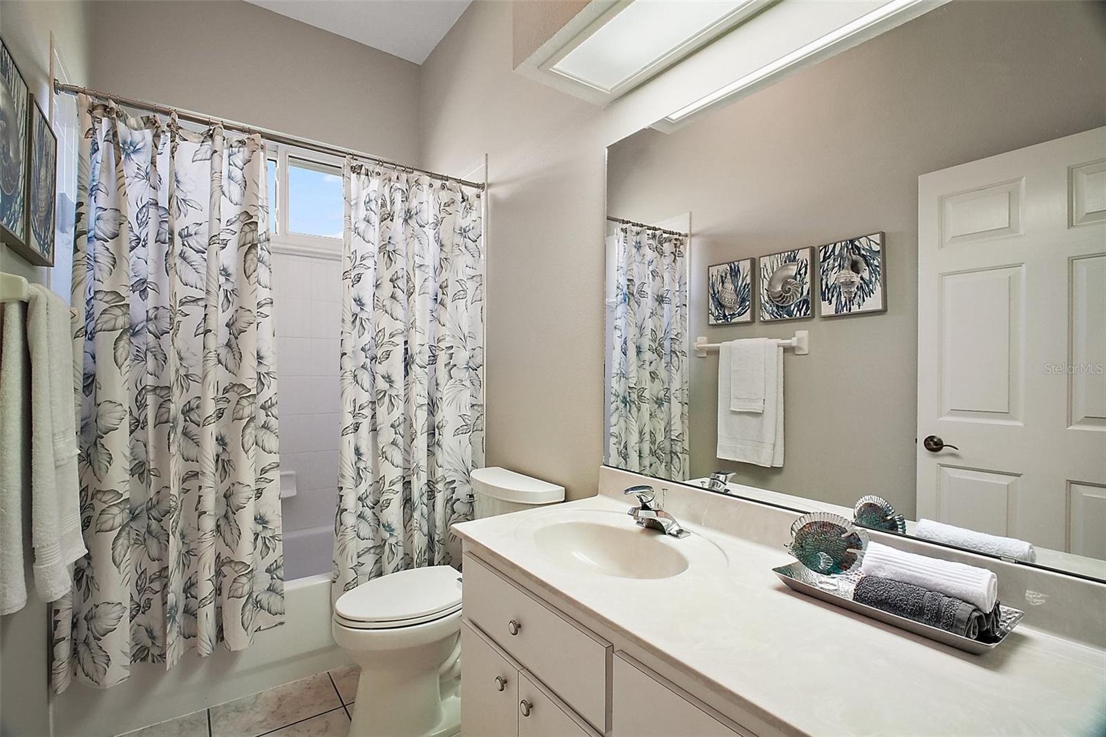 5557 FREEPORT DR, TAVARES, FL, 32778