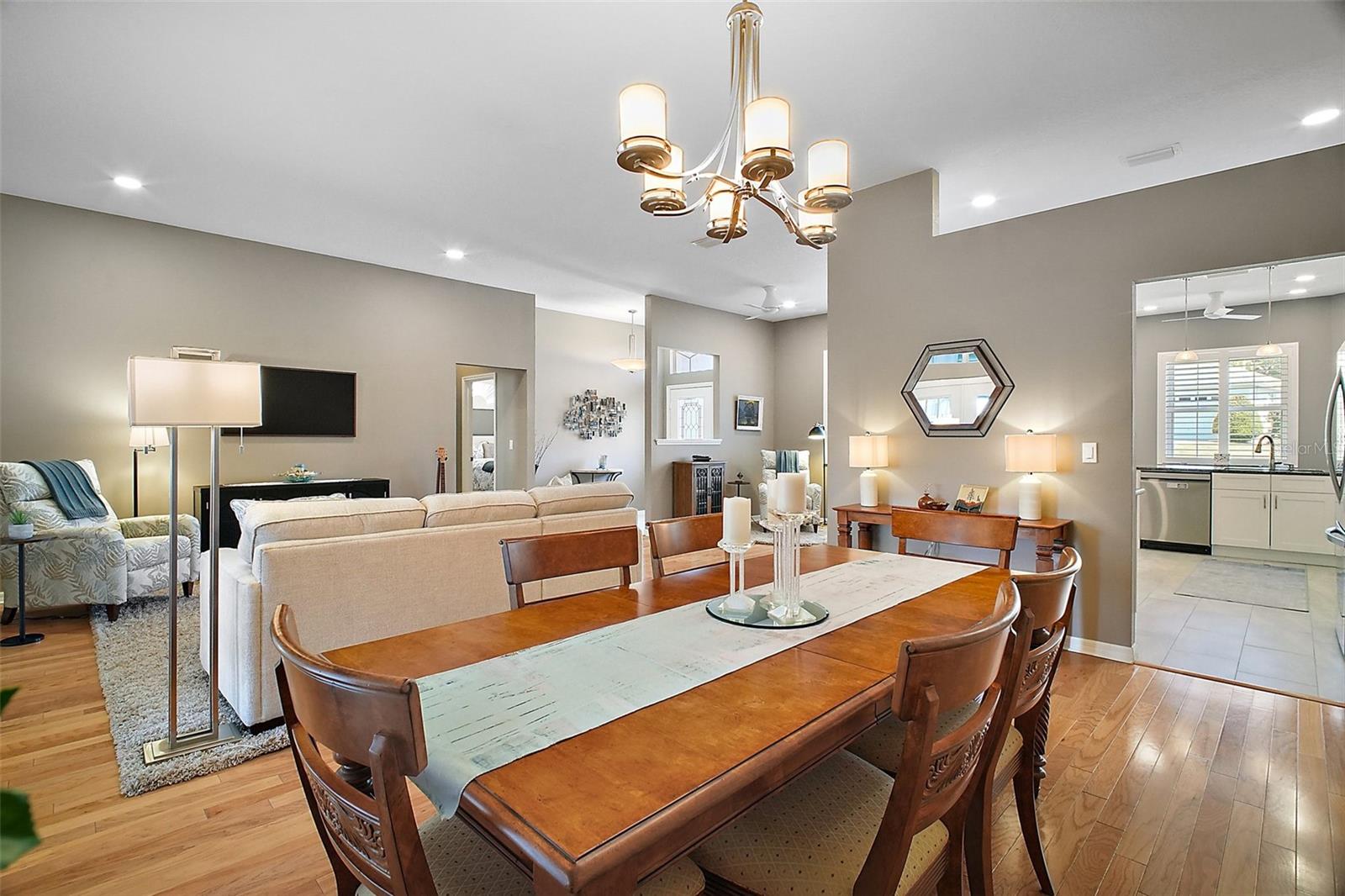 5557 FREEPORT DR, TAVARES, FL, 32778