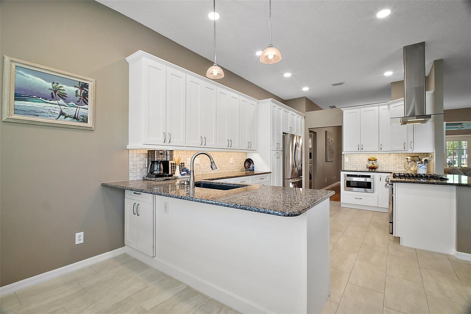 5557 FREEPORT DR, TAVARES, FL, 32778