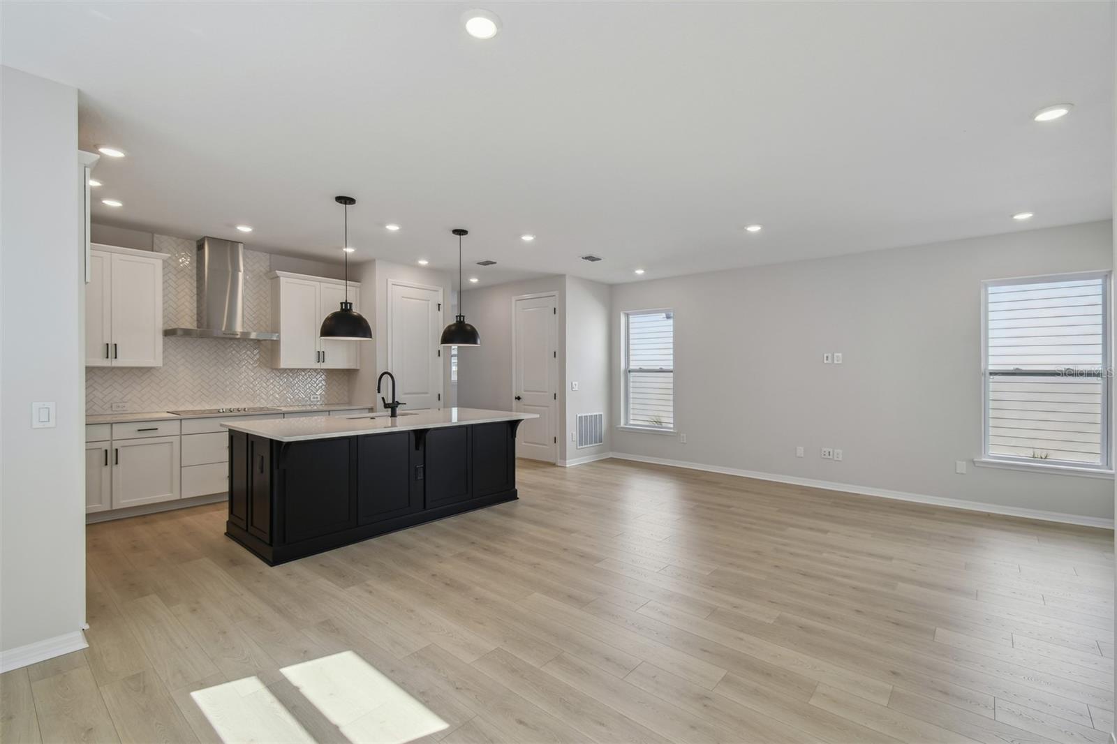 3077 VOYAGER AVE, ST CLOUD, FL, 34771