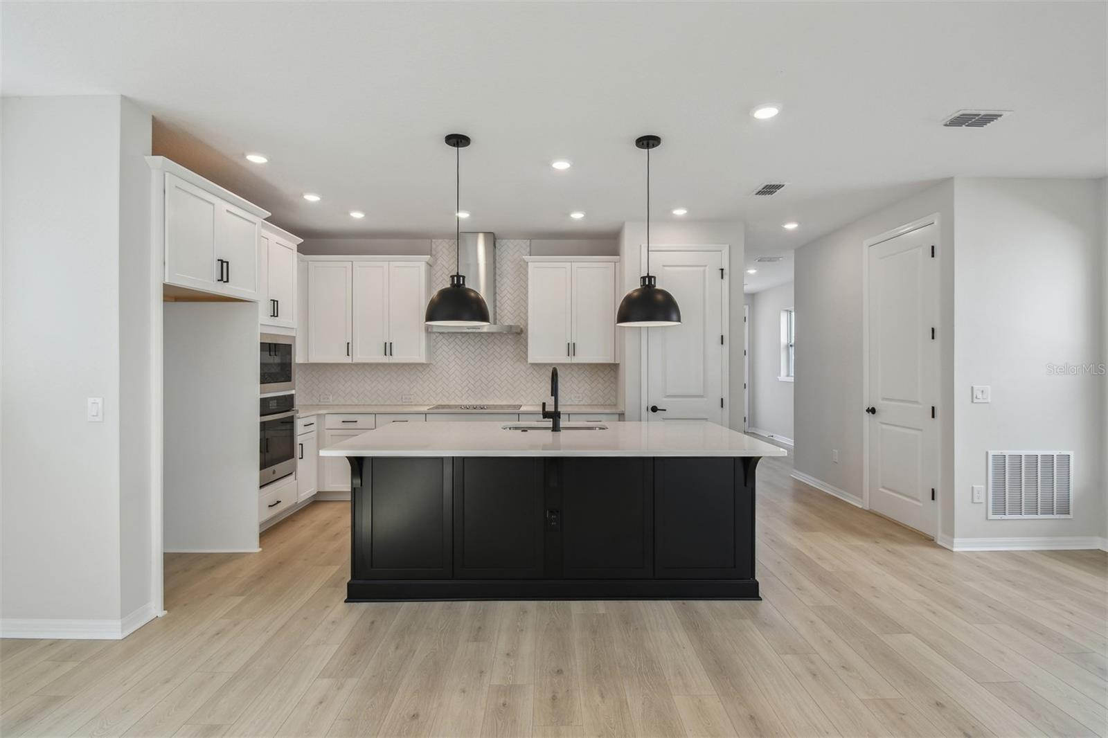 3077 VOYAGER AVE, ST CLOUD, FL, 34771