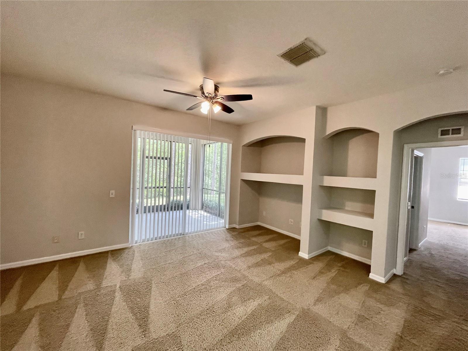 16102 STAGS LEAP DR, LUTZ, FL, 33559