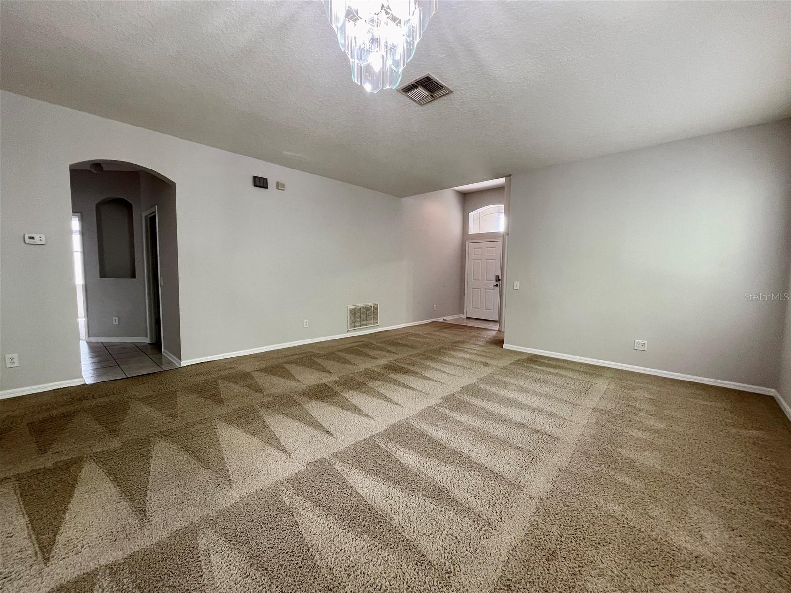 16102 STAGS LEAP DR, LUTZ, FL, 33559