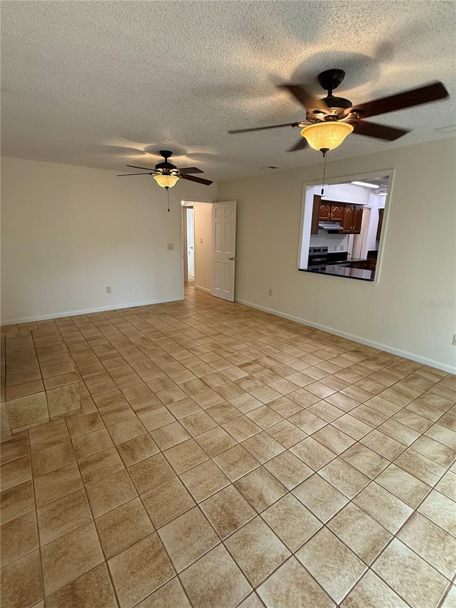 109 W CHAPMAN RD, OVIEDO, FL, 32765