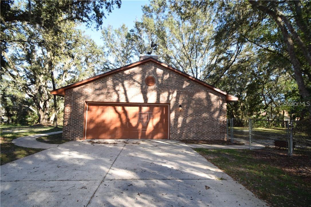 109 W CHAPMAN RD, OVIEDO, FL, 32765
