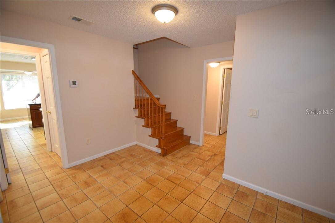 109 W CHAPMAN RD, OVIEDO, FL, 32765