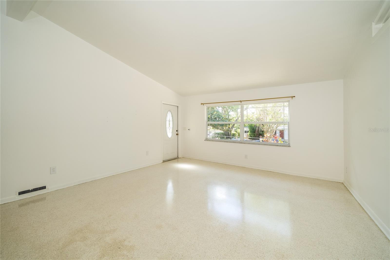 310 DEER PARK AVE, TEMPLE TERRACE, FL, 33617