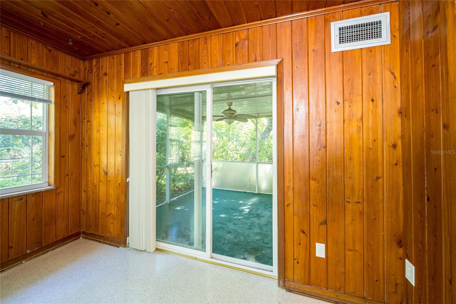 310 DEER PARK AVE, TEMPLE TERRACE, FL, 33617