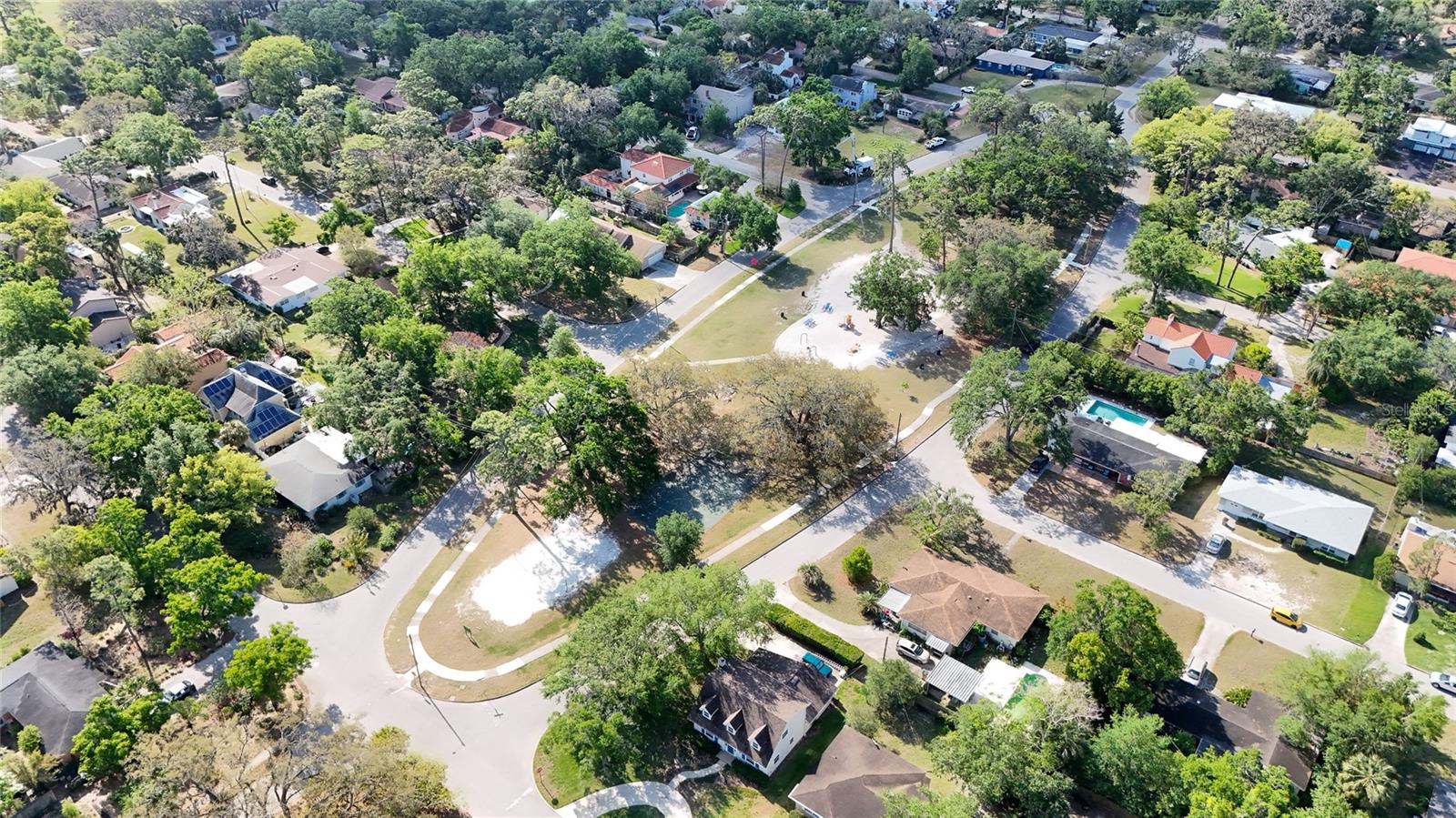 310 DEER PARK AVE, TEMPLE TERRACE, FL, 33617