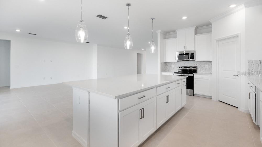 1599 LAUREL BROOK LN, PORT CHARLOTTE, FL, 33953