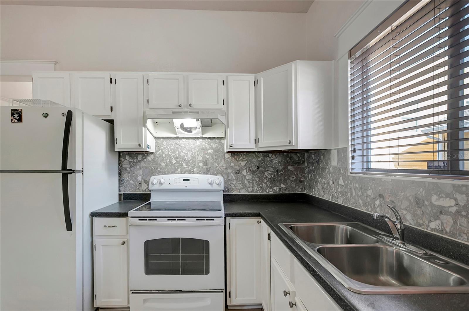 6414 N CENTRAL AVE, TAMPA, FL, 33604