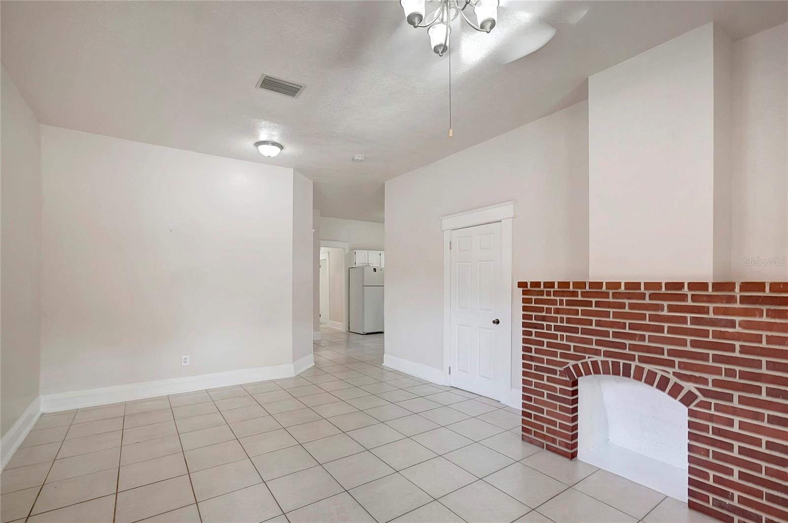 6414 N CENTRAL AVE, TAMPA, FL, 33604