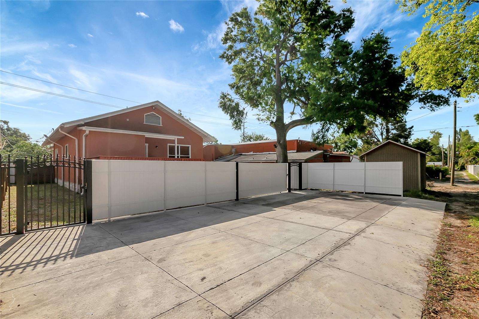 6414 N CENTRAL AVE, TAMPA, FL, 33604