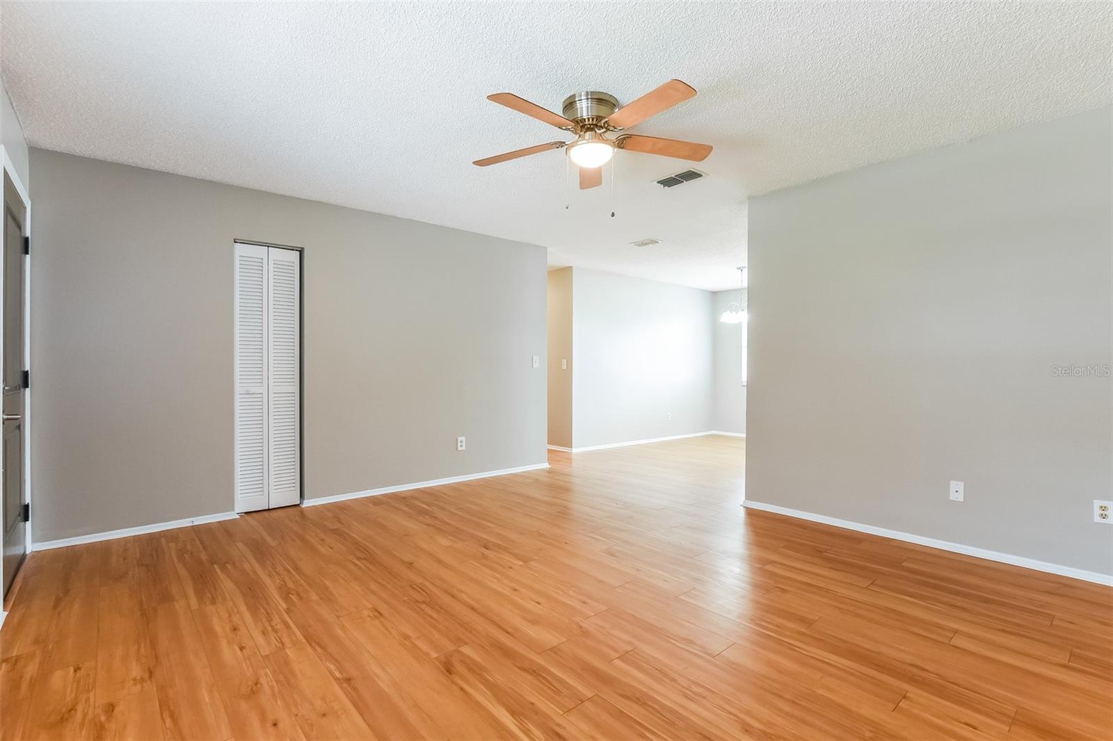 2015 JUNIPER DR, EDGEWATER, FL, 32141
