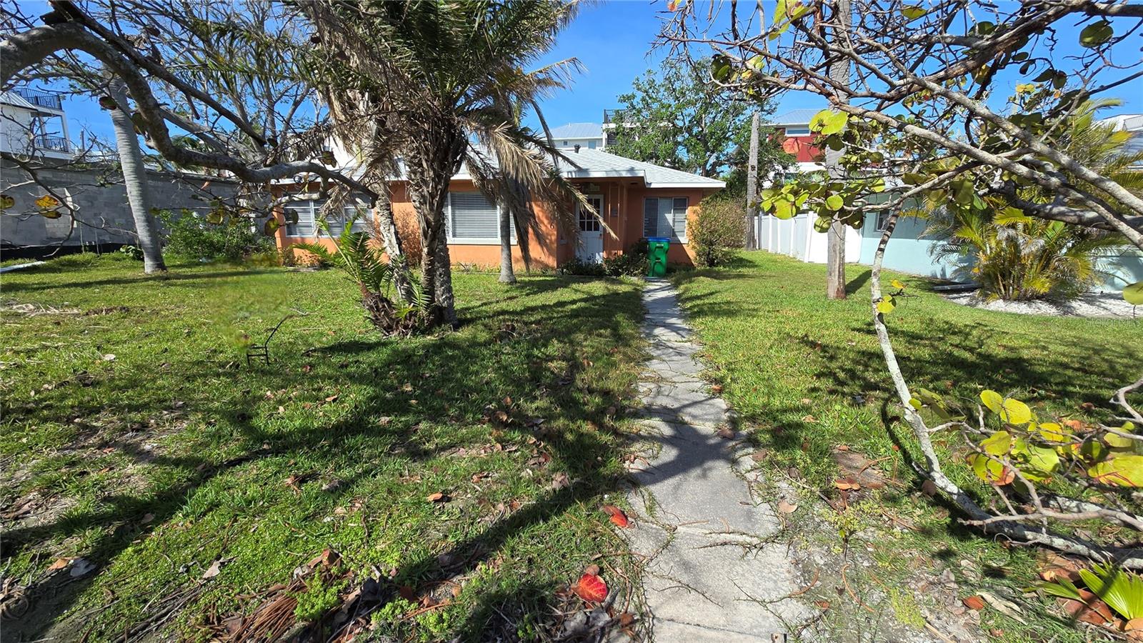 2206 AVENUE B, BRADENTON BEACH, FL, 34217