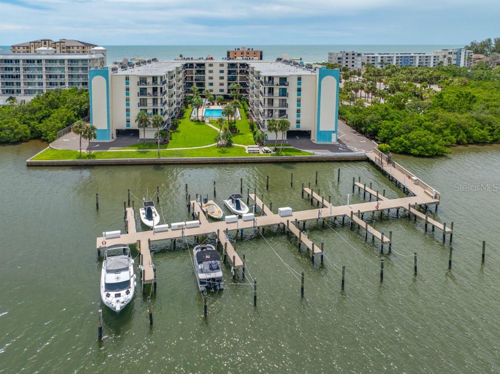 19531 GULF BLVD #210, INDIAN SHORES, FL, 33785