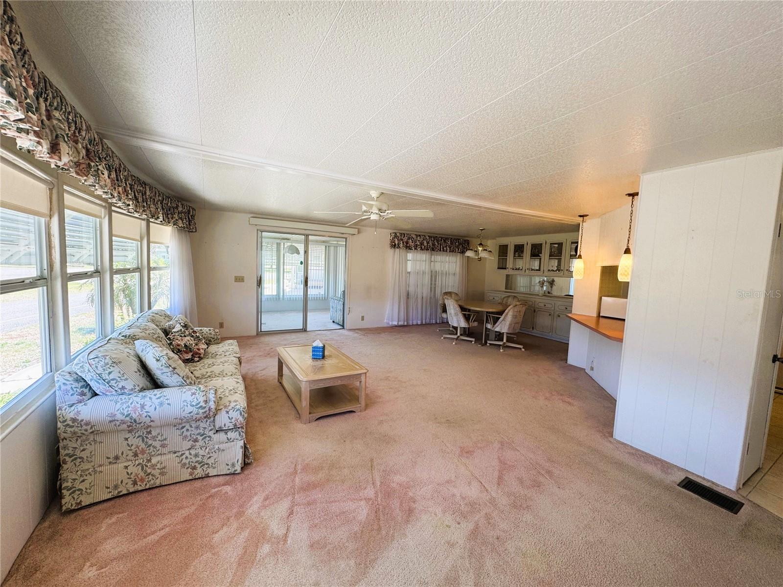 511 HAWTHORNE BLVD, LEESBURG, FL, 34748