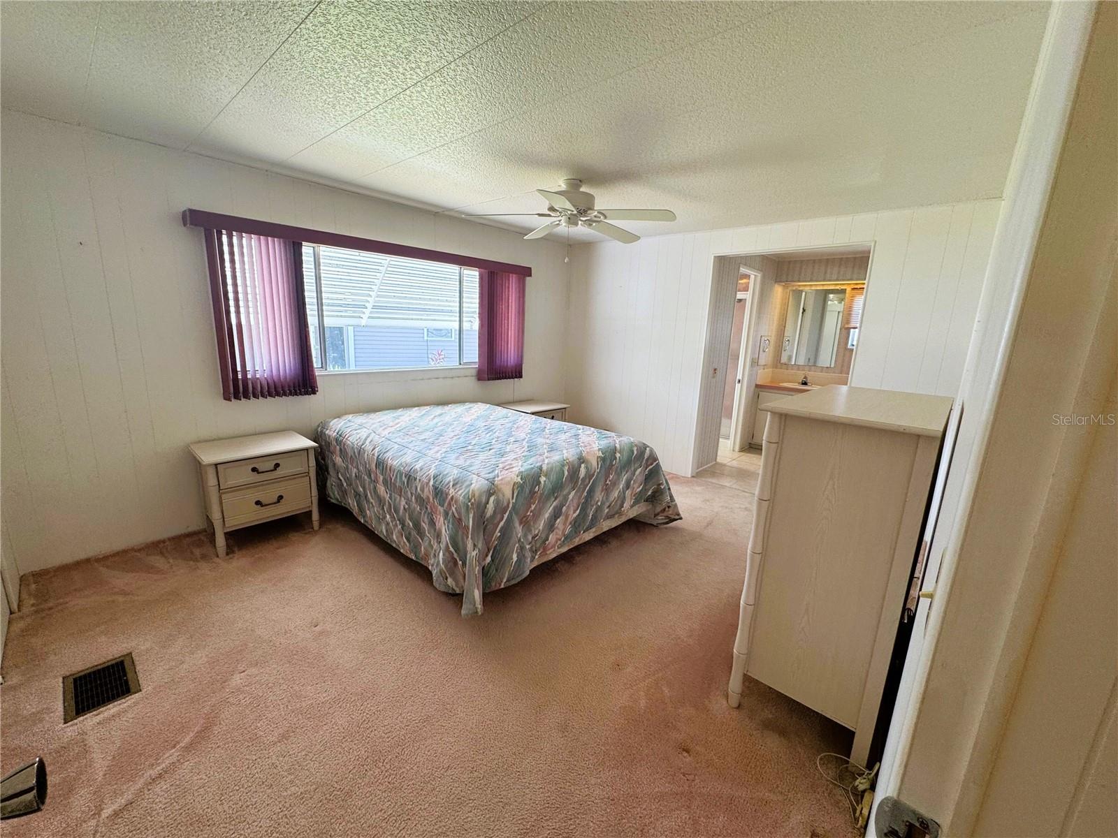 511 HAWTHORNE BLVD, LEESBURG, FL, 34748