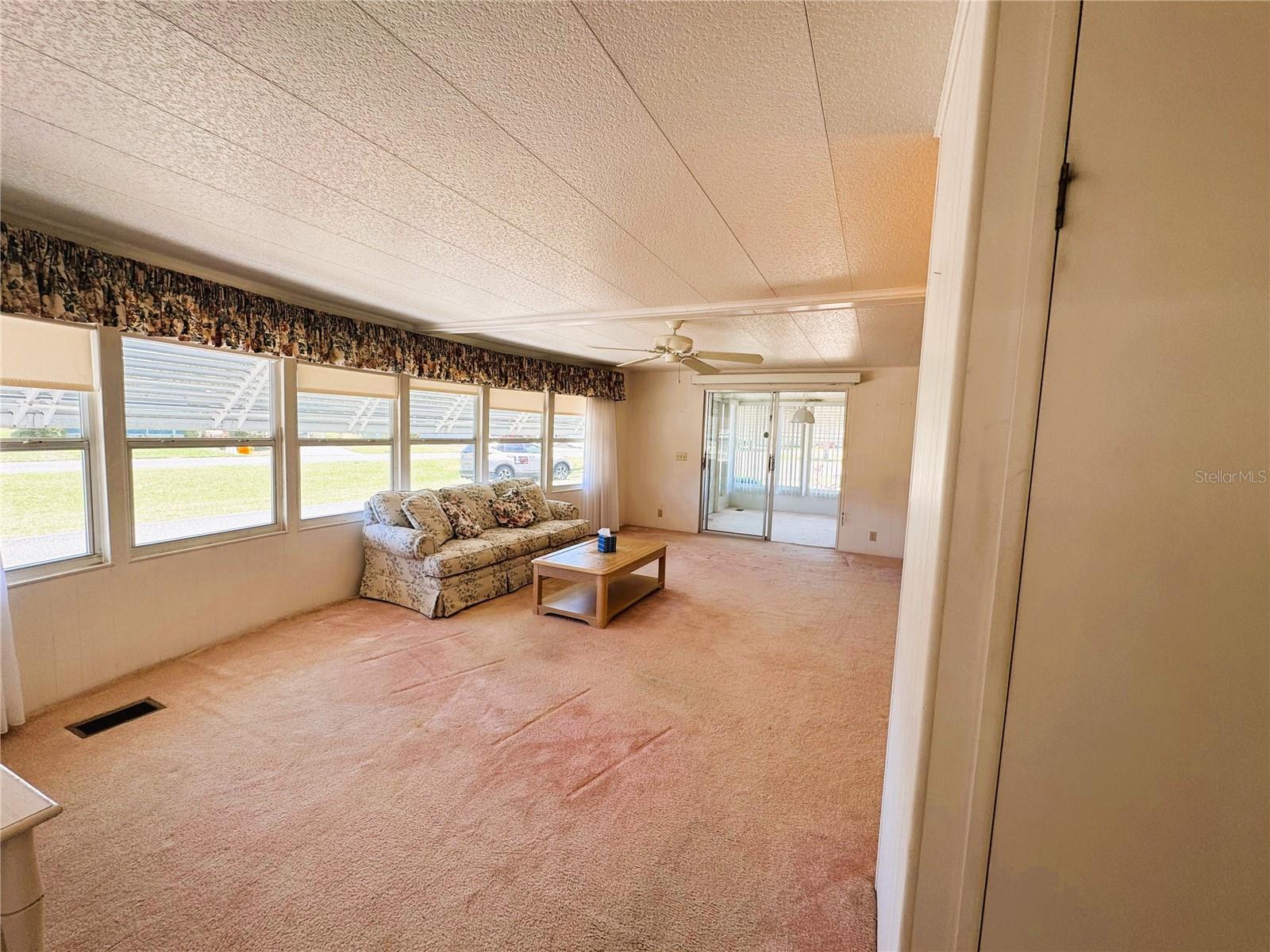 511 HAWTHORNE BLVD, LEESBURG, FL, 34748