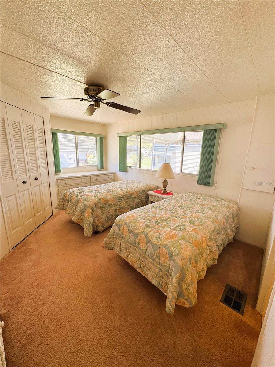 511 HAWTHORNE BLVD, LEESBURG, FL, 34748