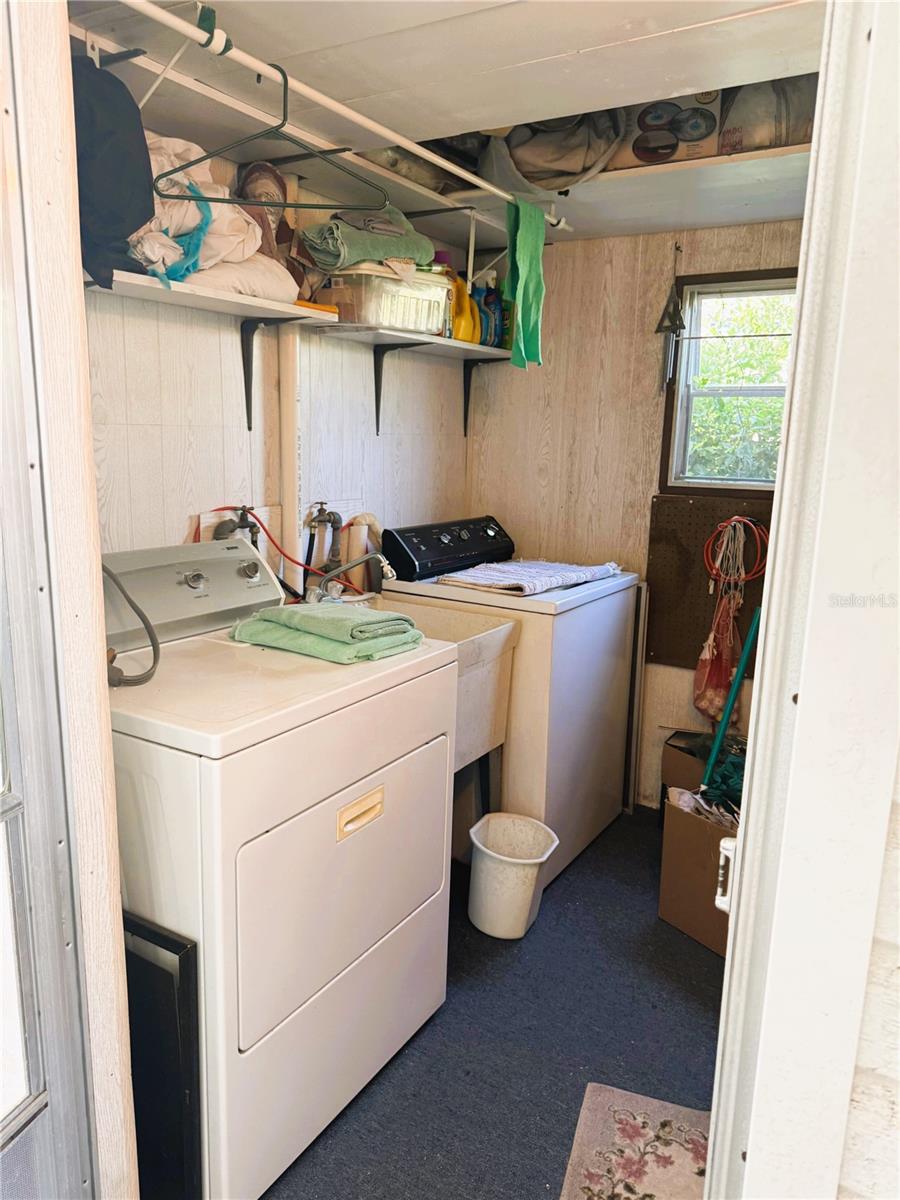 511 HAWTHORNE BLVD, LEESBURG, FL, 34748